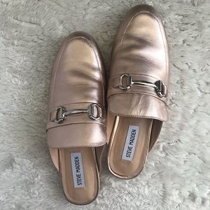 💕💕 Steve Madden Rose Gold Loafers 💕💕